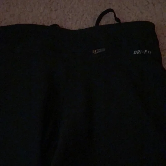 Capris - Picture 3 of 4